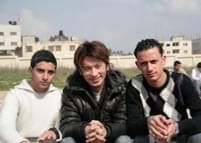 安田代表とパレスチナの若者たち