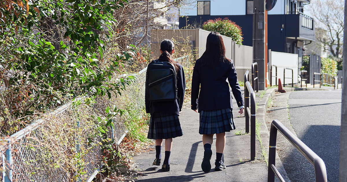 きょうだいや友達と比較する